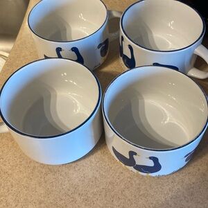 Vintage Blue Goose soup mugs. Set of 4. Excellent condition 3 tall by 4 wide